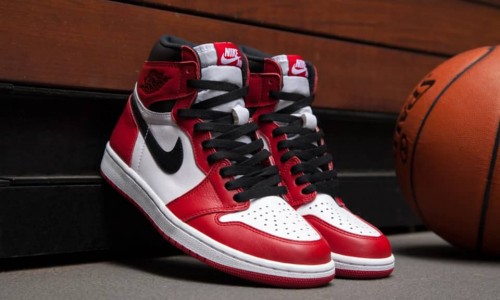Nike Air Jordan 1 đôi giày không thể thiếu trong bộ sưu tập mỗi tín đồ Sneaker