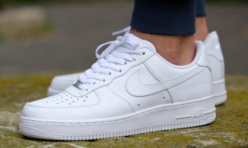 GIÀY NIKE AIR FORCE 1: MỘT HUYỀN THOẠI TRONG LỊCH SỬ CỦA THƯƠNG HIỆU NIKE